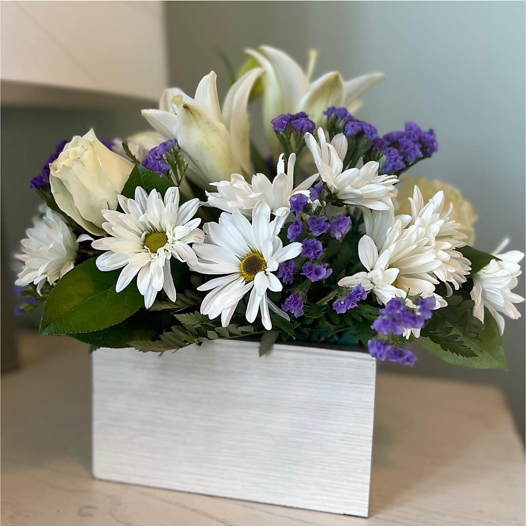 Beyond Blue Box Bouquet – The Rustic Chicken, Copperas Cove TX