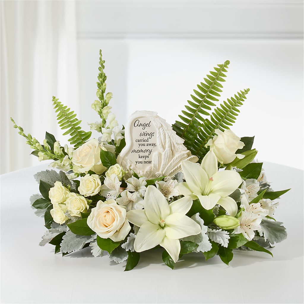 Holding You Close Arrangement –  The Rustic Chicken, Copperas Cove TX