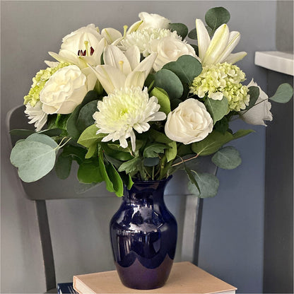 Snowy Dreams Bouquet –  The Rustic Chicken, Copperas Cove TX
