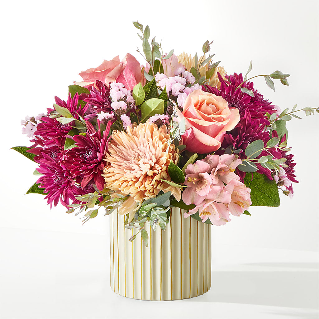 Berry Cobbler Bouquet with Ivory Vase –  The Rustic Chicken, Copperas Cove TX