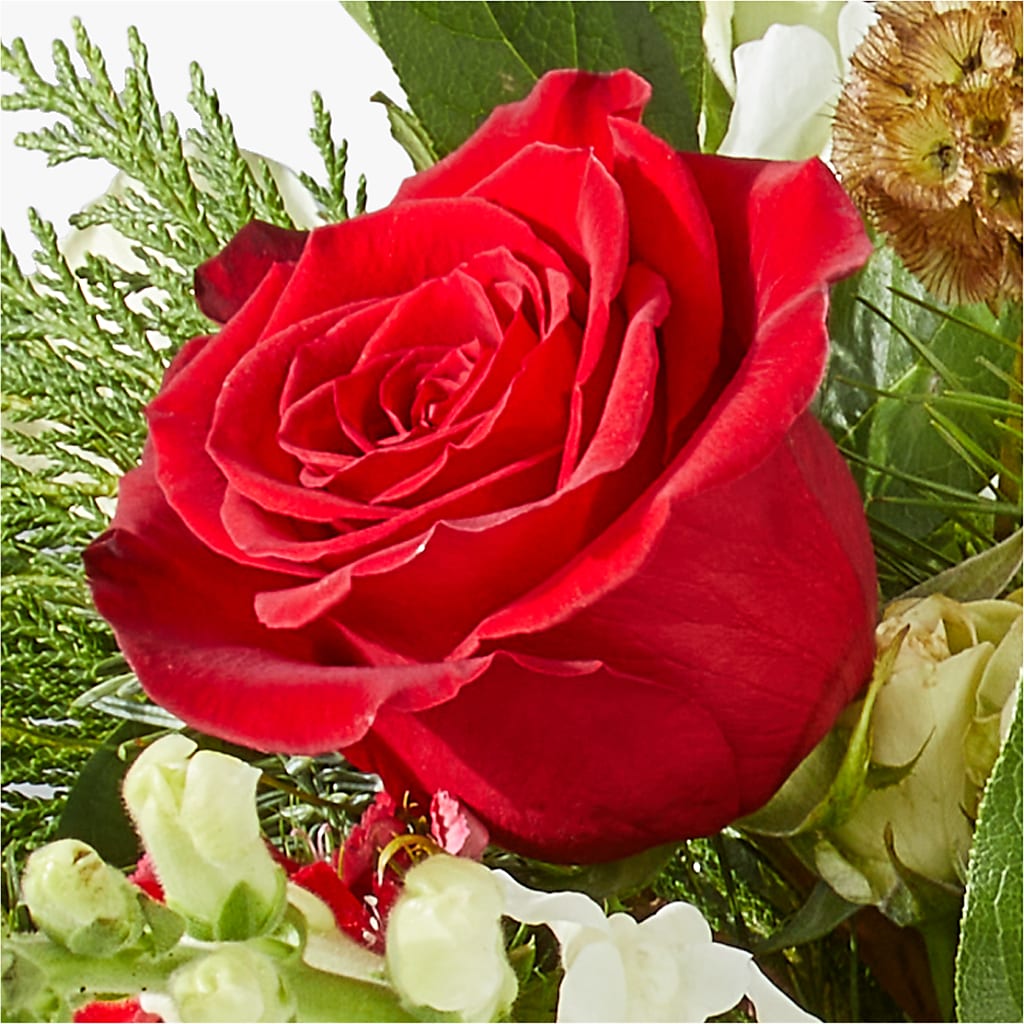 Deck the Halls Bouquet –  The Rustic Chicken, Copperas Cove TX