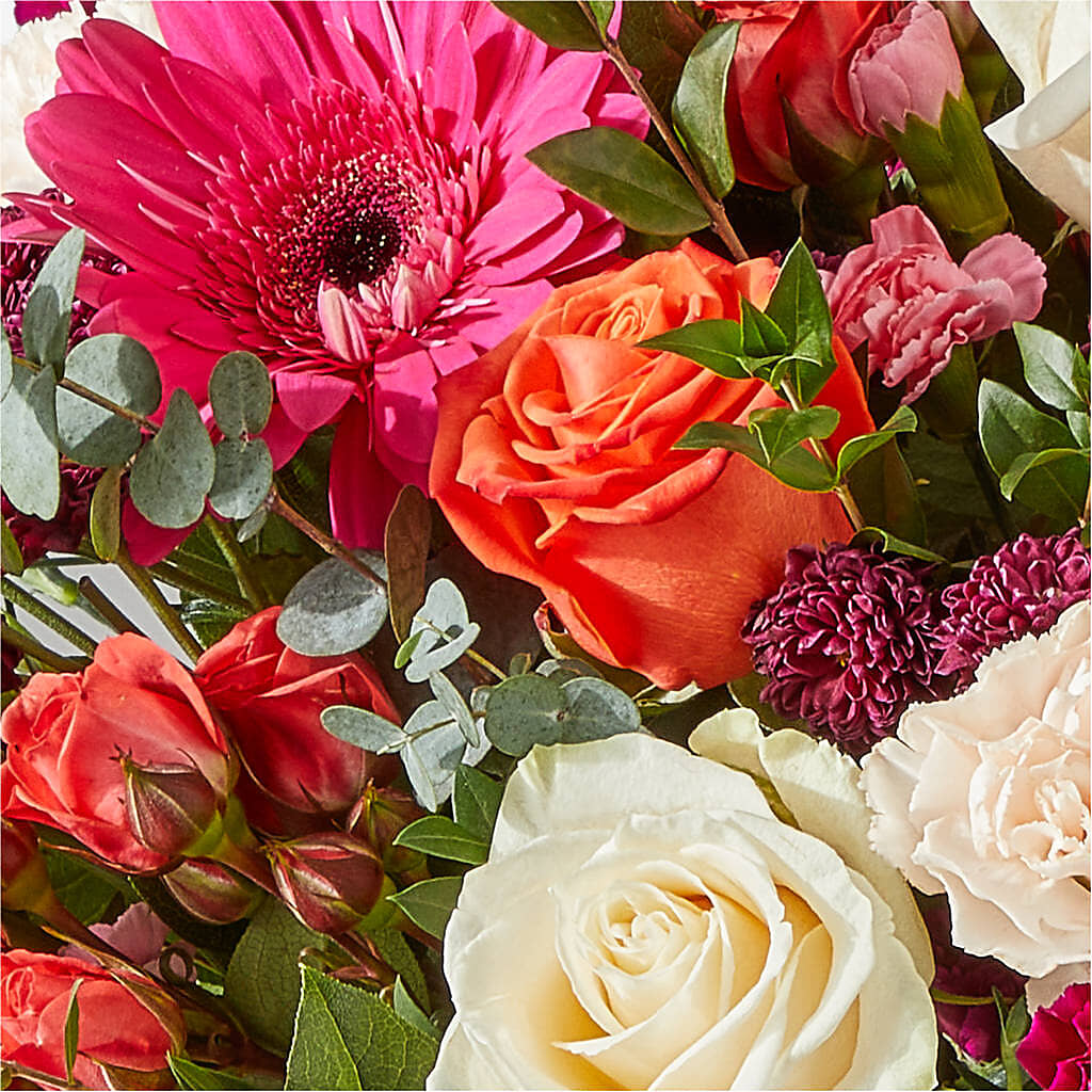 Smell the Roses Bouquet –  The Rustic Chicken, Copperas Cove TX