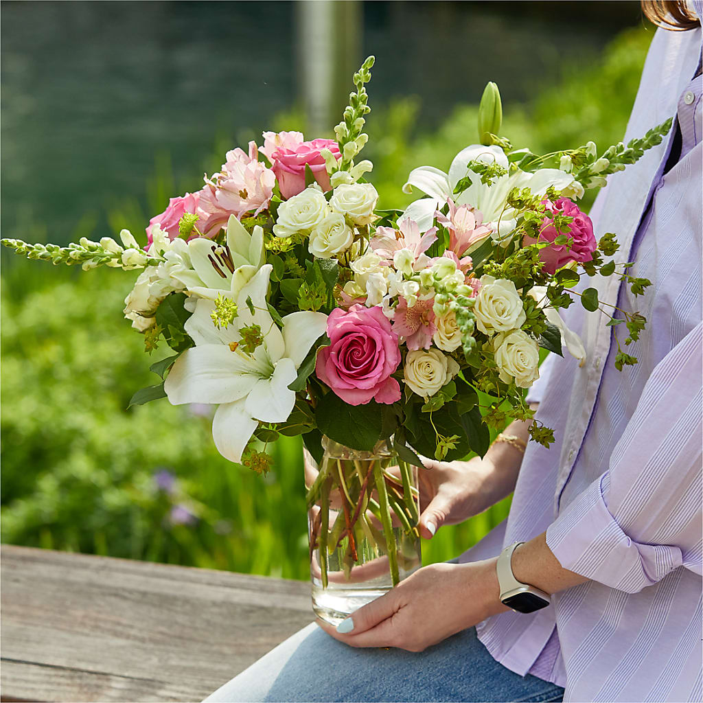 Fondly Bouquet –  The Rustic Chicken, Copperas Cove TX